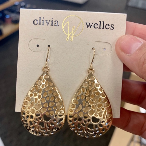Olivia Welles Sunlight Window Filigree Earrings 🤩